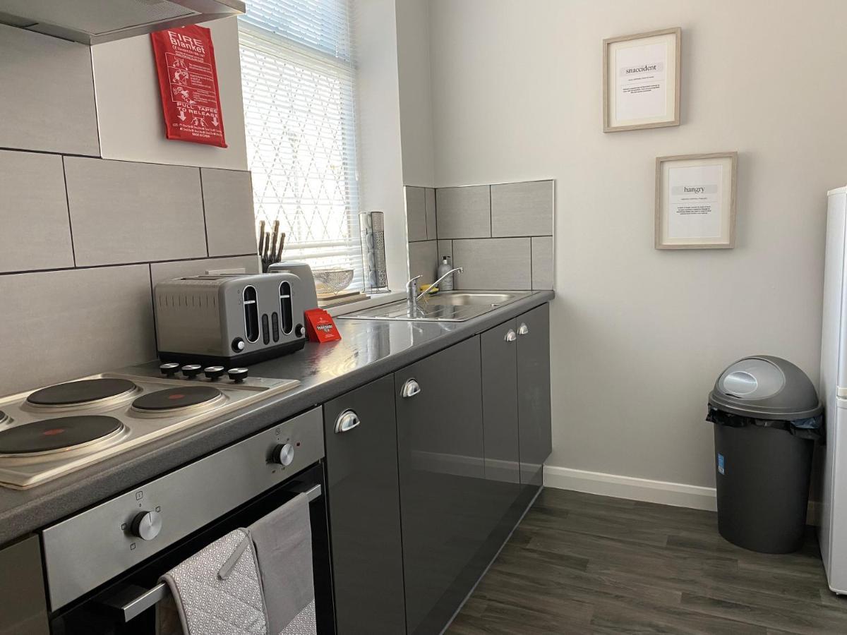 Blackpool Sleepover Apartment 4 Free Parking Sleeps 6 Экстерьер фото